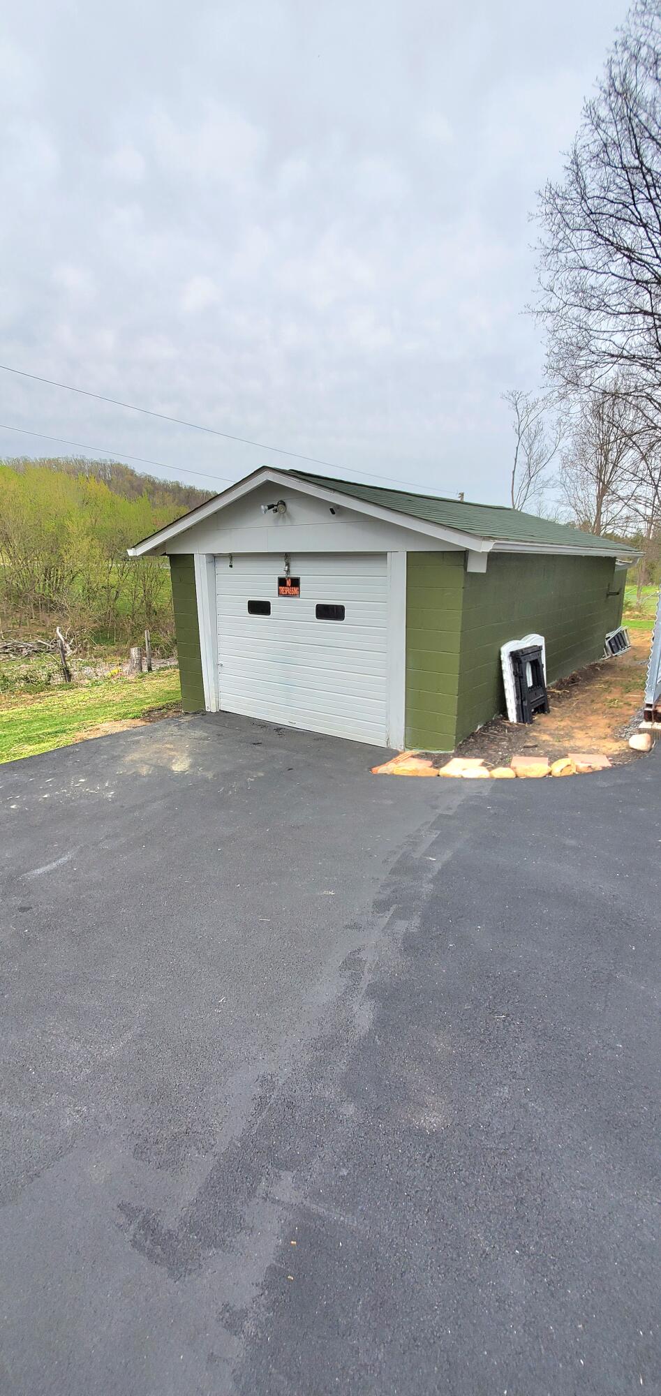 6129 Temple Star Road Kingsport, TN 37660 - Photo 54 of 55 20220415_164449