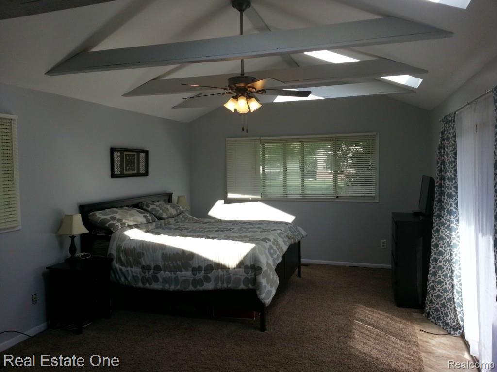 28216 Bayberry Road Farmington, MI 48331 - Photo 13 of 28 Large Master Bedroom
