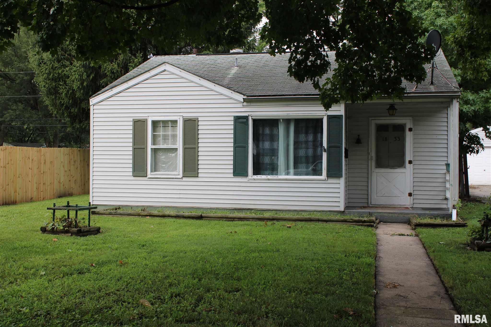 1833 North 21st Street Springfield, IL 62702 - Photo 1 of 19 Gallery Image 1