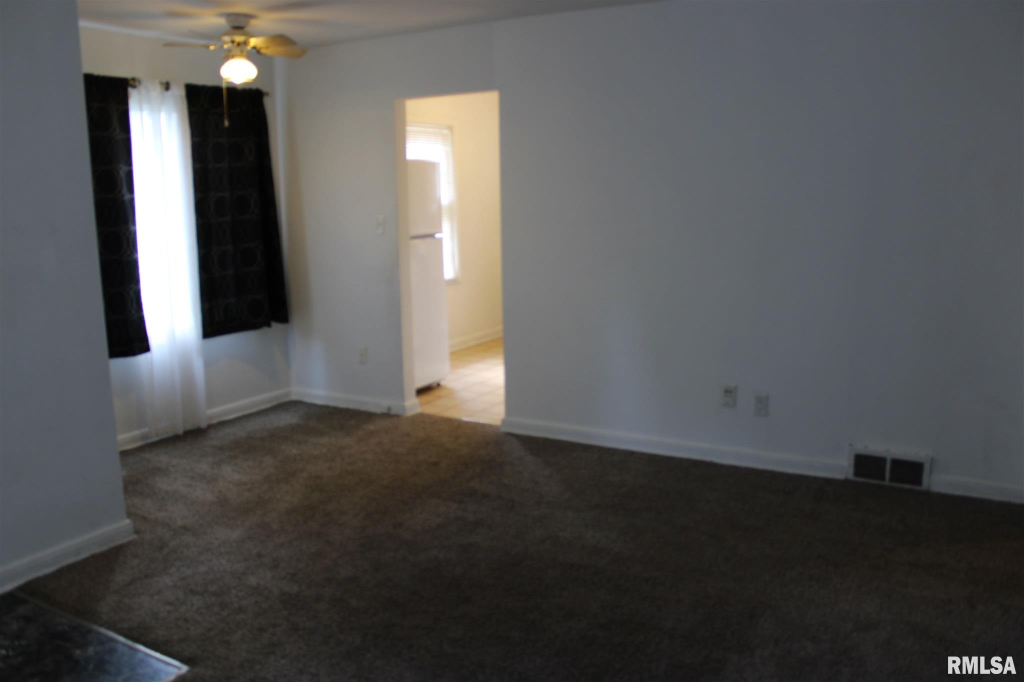 1833 North 21st Street Springfield, IL 62702 - Photo 5 of 19 Gallery Image 5