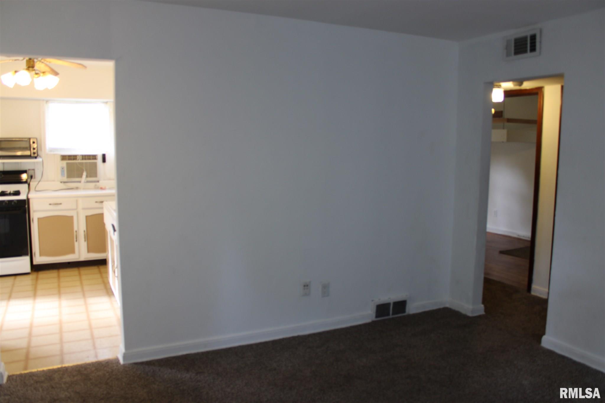 1833 North 21st Street Springfield, IL 62702 - Photo 6 of 19 Gallery Image 6