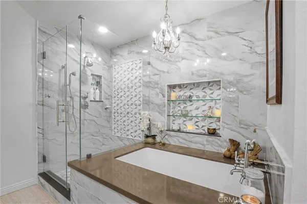 $659,000 | 5216 Yarmouth Avenue, Unit 107, Encino, CA 91316