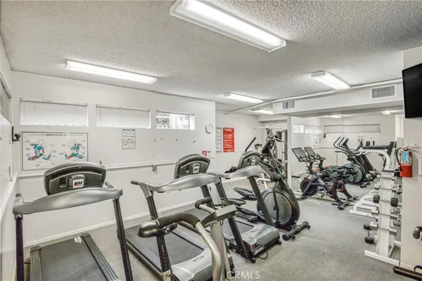 $659,000 | 5216 Yarmouth Avenue, Unit 107, Encino, CA 91316