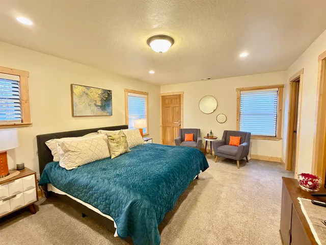 $799,000 | 405 Oak Street, Tahoma, CA 96142