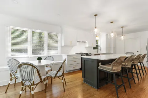 $849,000 | 663 South Lake Shore Drive, Fontana, WI 53125