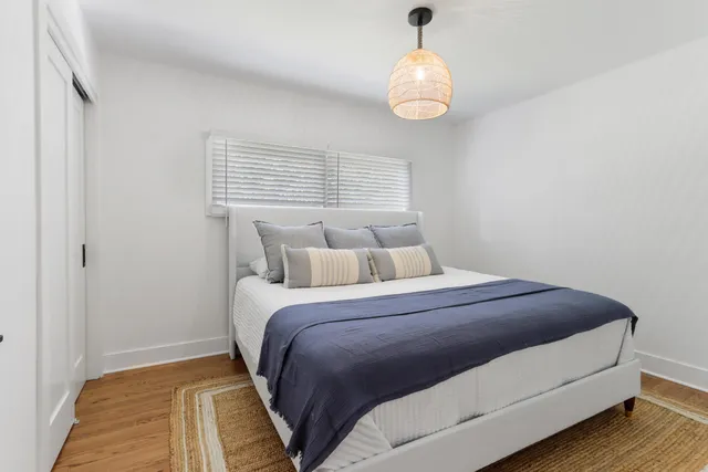 $849,000 | 663 South Lake Shore Drive, Fontana, WI 53125