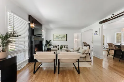 $849,000 | 663 South Lake Shore Drive, Fontana, WI 53125