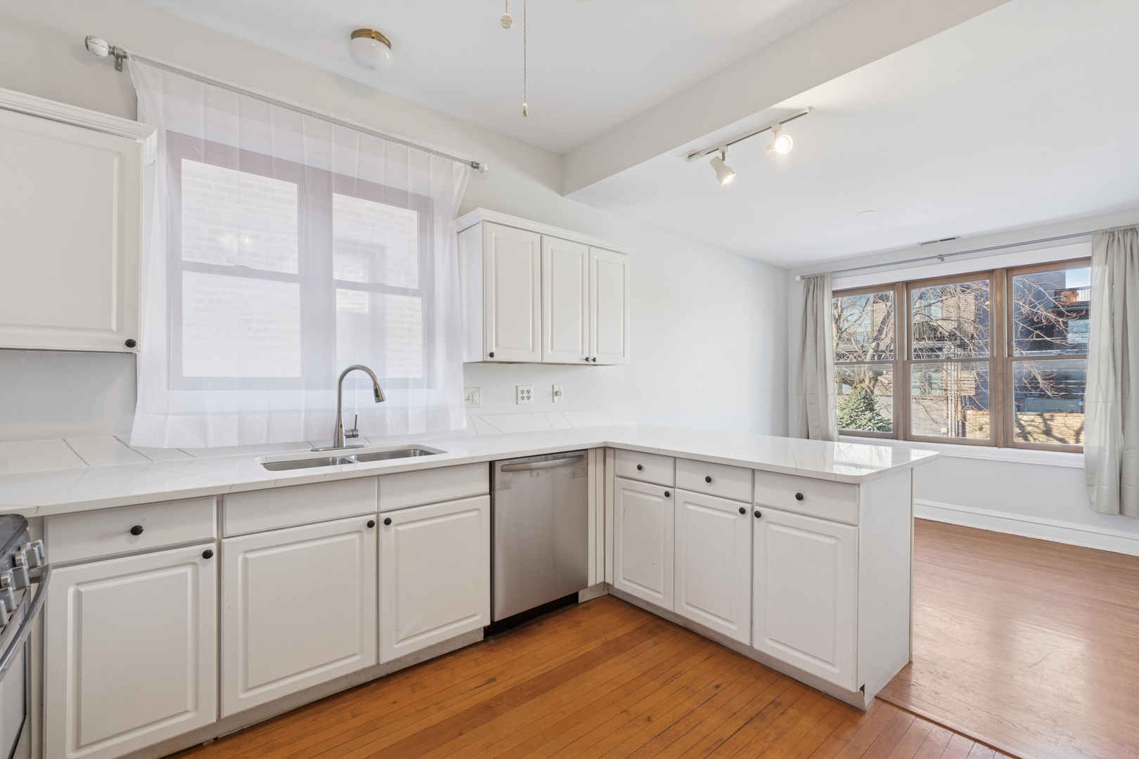 2332 West Superior Street, Unit 2 Chicago, IL 60612 - Photo 21 of 27