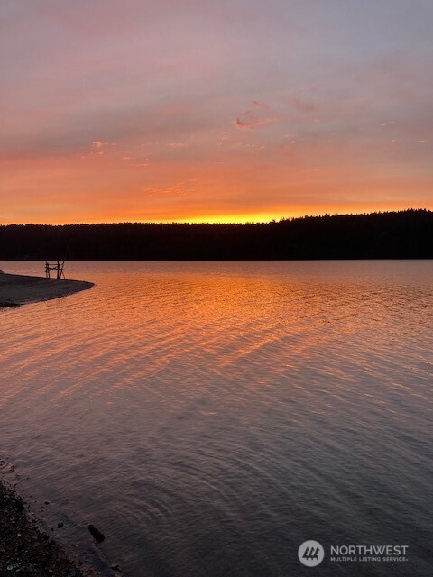 27728 Manzanita Beach Road Southwest Vashon, WA 98070 - Photo 14 of 17 a view of an ocean and beach