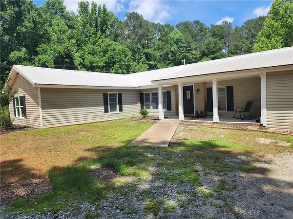 $369,900 | 1500 Davis Academy Road, Madison, GA 30650