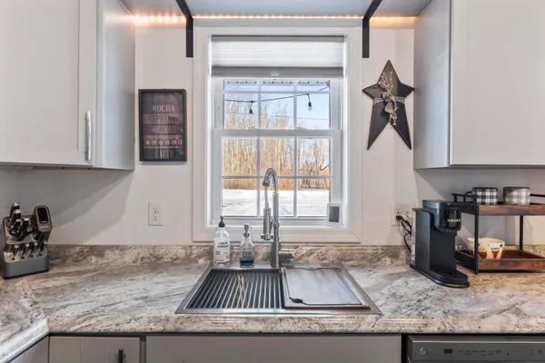 $473,100 | 23 Godrics Hollow, Sidney, ME 04330