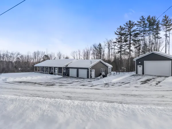 $473,100 | 23 Godrics Hollow, Sidney, ME 04330