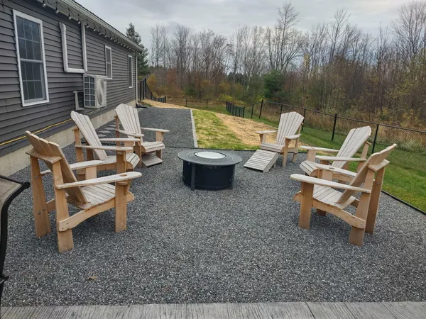 $473,100 | 23 Godrics Hollow, Sidney, ME 04330