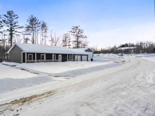 $473,100 | 23 Godrics Hollow, Sidney, ME 04330