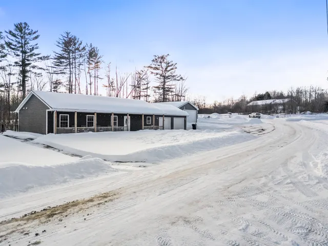 $469,000 | 23 Godrics Hollow, Sidney, ME 04330