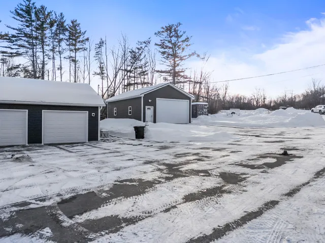 $469,000 | 23 Godrics Hollow, Sidney, ME 04330