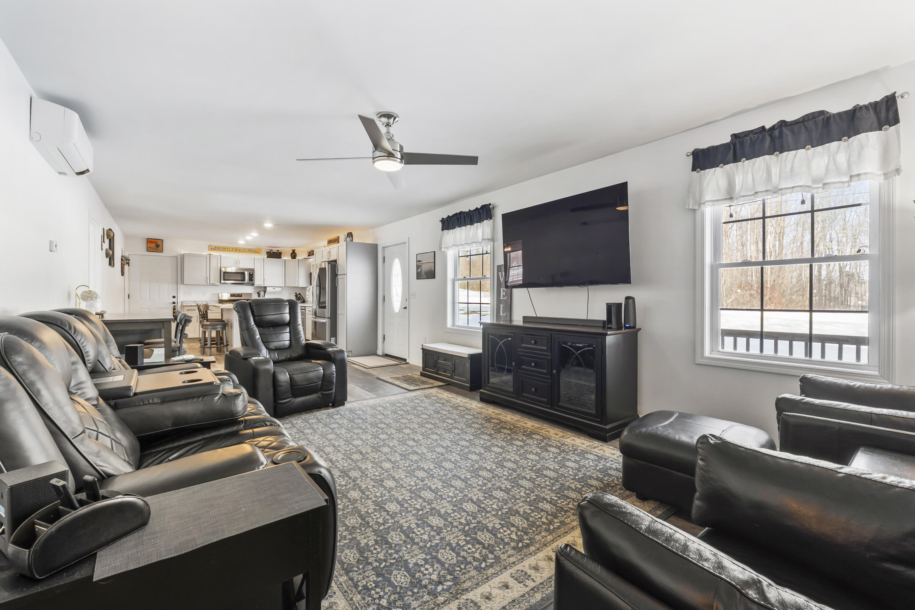 23 Godrics Hollow Sidney, ME 04330 - Photo 7 of 66 23 Godrics Holw_111