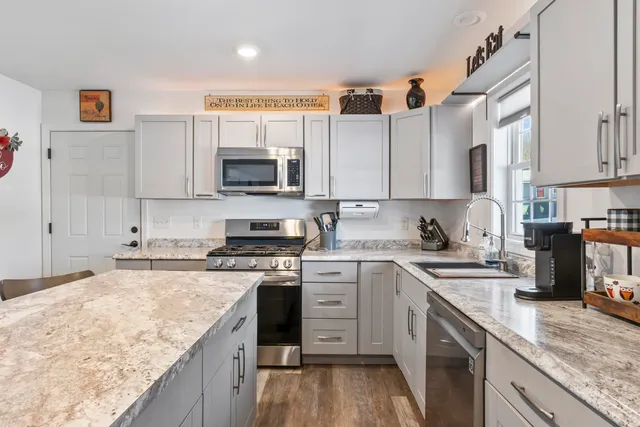 $469,000 | 23 Godrics Hollow, Sidney, ME 04330