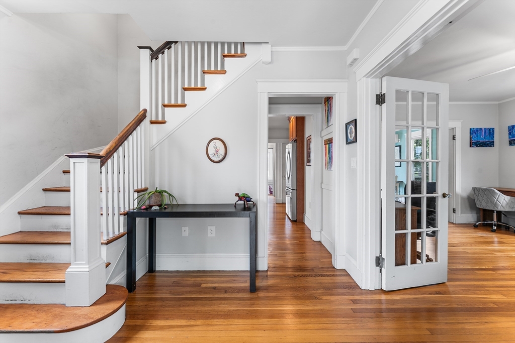 154 Cherry Street Newton, MA 02465 - Photo 4 of 36