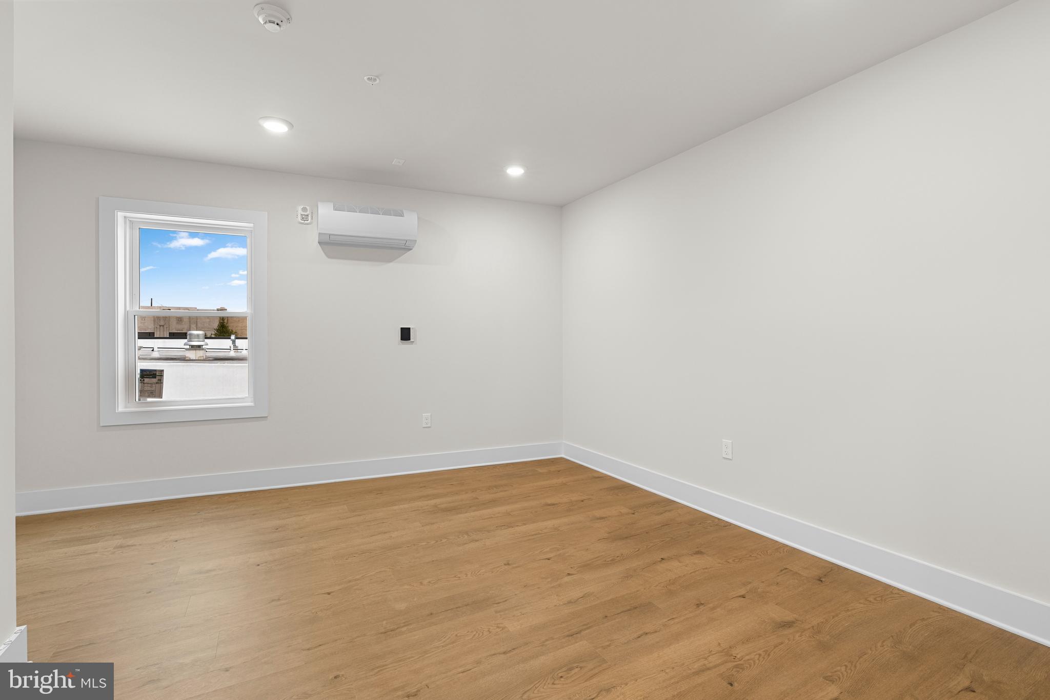 30 West Broad Street Souderton, PA 18964 - Photo 21 of 41 a view of empty room