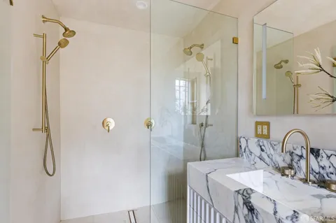 $2,195,000 | 244 Lakeside Drive, Unit 9, Oakland, CA 94612