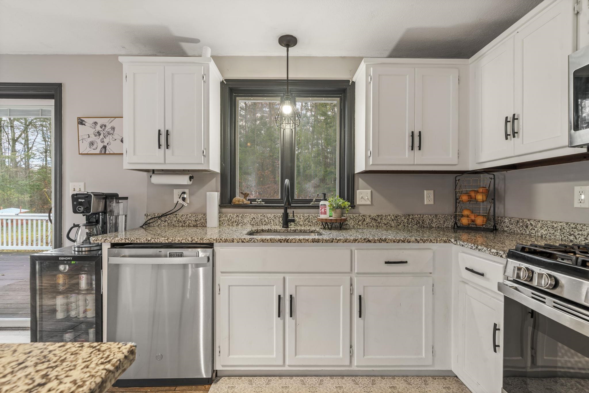 20 Towle Road Epping, NH 03042 - Photo 13 of 50