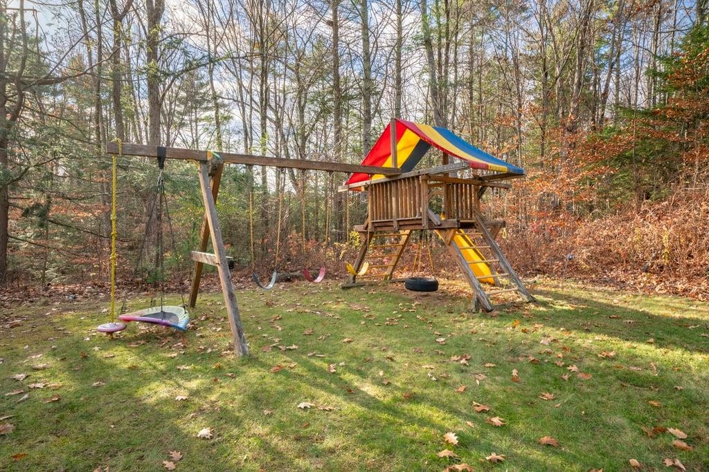 20 Towle Road Epping, NH 03042 - Photo 8 of 50