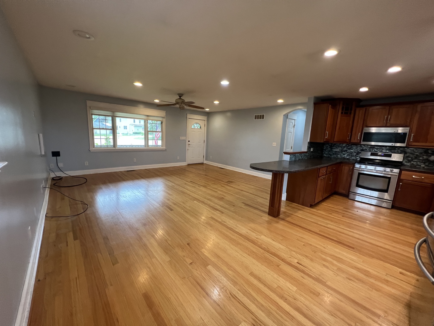 194 East Plank Road Burlington, IL 60109 - Photo 6 of 14