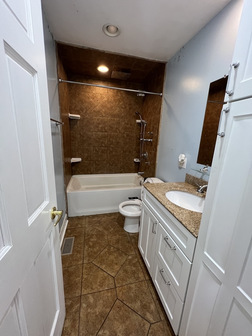 194 East Plank Road Burlington, IL 60109 - Photo 10 of 14