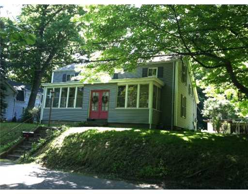 8 Rhodes Avenue Sewickley, PA 15143 - Photo 2 of 9 Exterior Front.