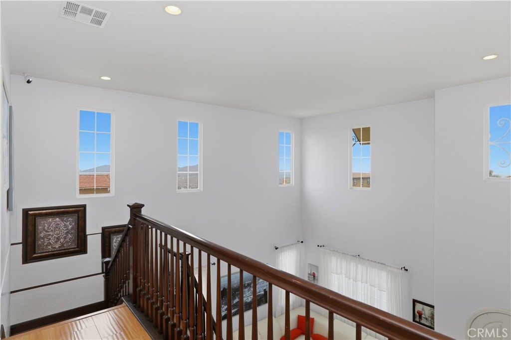 15979 Skyridge Drive Riverside, CA 92503 - Photo 26 of 59