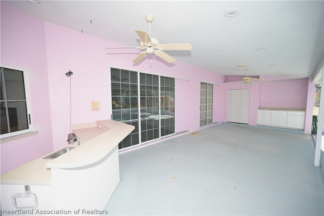 3805 Divot Road Sebring, FL 33872 - Photo 36 of 50 Porch