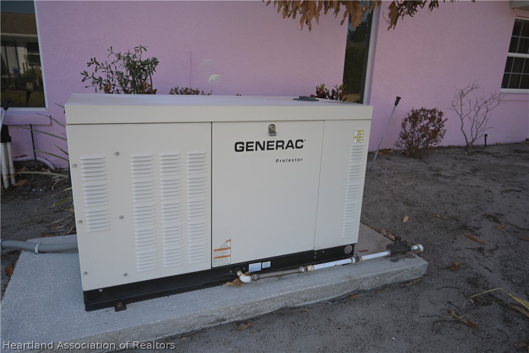 3805 Divot Road Sebring, FL 33872 - Photo 44 of 50 30KW Generator