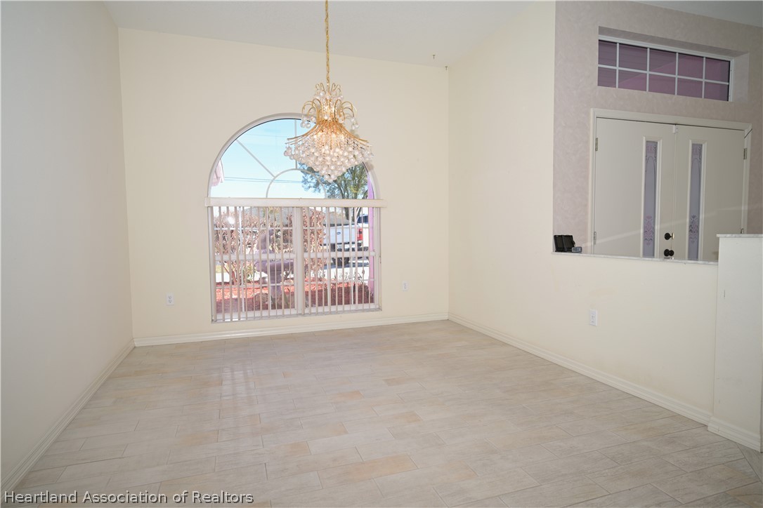 3805 Divot Road Sebring, FL 33872 - Photo 6 of 50 Dining Room