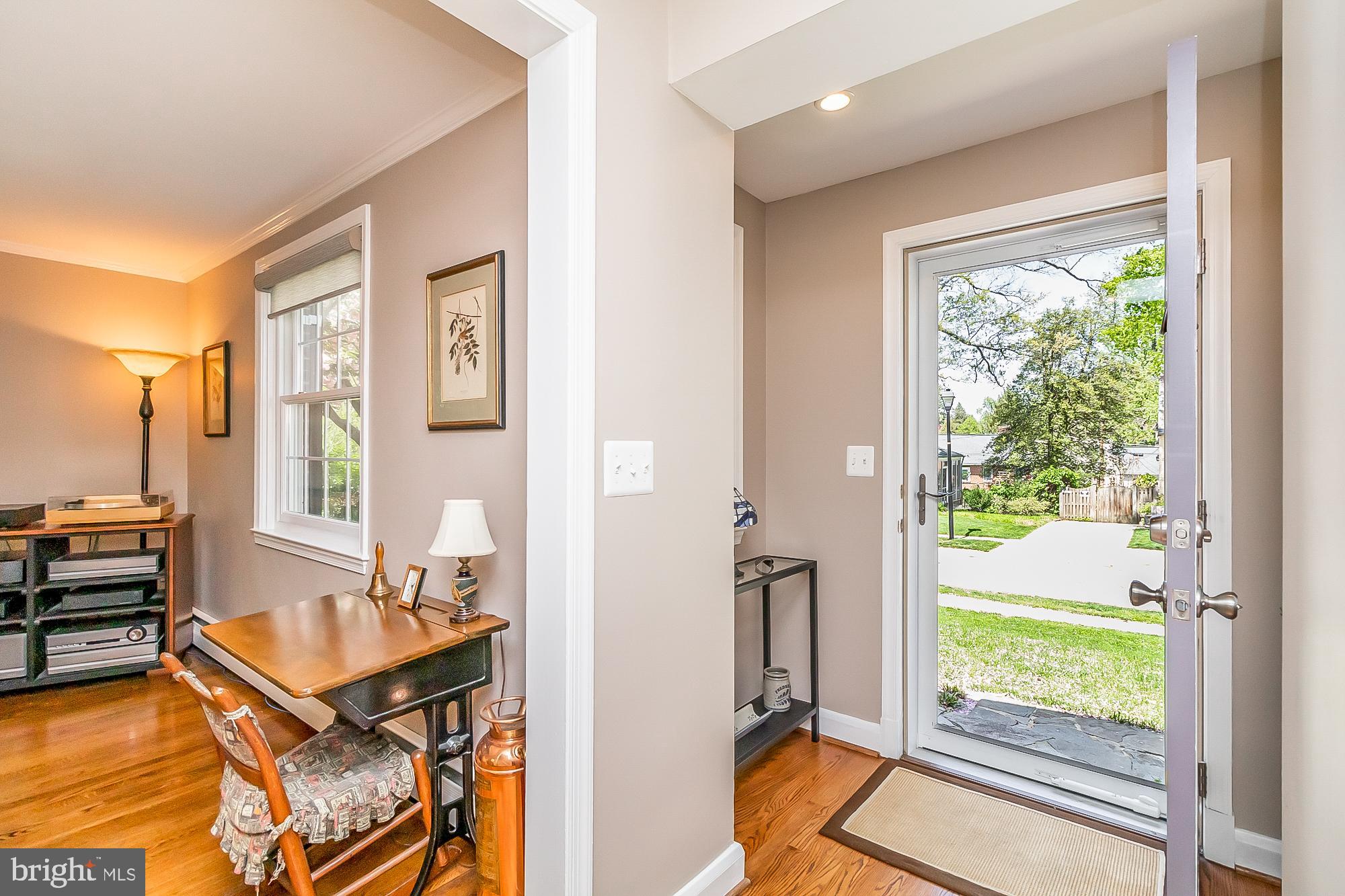 805 Ridgeleigh Road Baltimore, MD 21212 - Photo 6 of 85