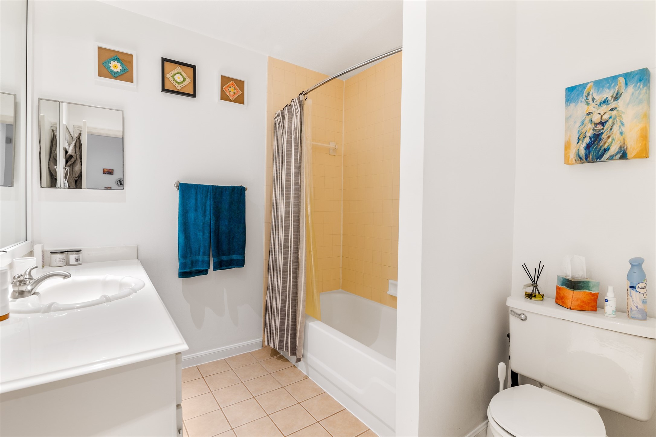 2829 Timmons Lane, Unit 228 Houston, TX 77027 - Photo 10 of 27