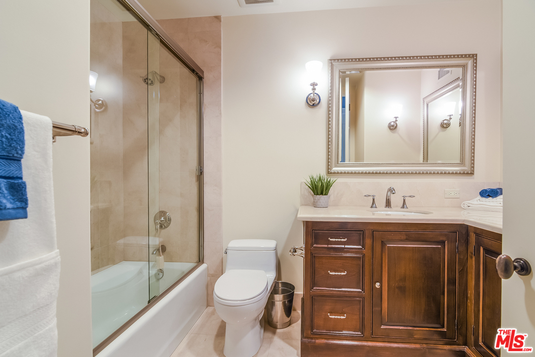 3901 Longridge Avenue Sherman Oaks, CA 91423 - Photo 30 of 51