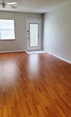 $1,600 | 13255 Southwest 7th Court, Unit 203D, Pembroke Pines, FL 33027