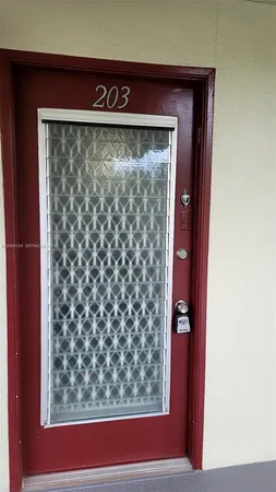 $1,600 | 13255 Southwest 7th Court, Unit 203D, Pembroke Pines, FL 33027