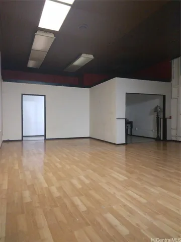 $1,800 | 150 North King Street, Unit 202, Honolulu, HI 96817