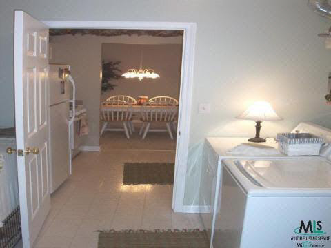 20666 Dunham Road Clinton Township, MI 48038 - Photo 6 of 9 524253-5.JPG