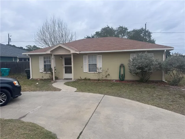 $175,000 | 114 Spoonbill Avenue, Aransas Pass, TX 78336