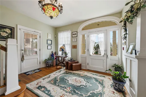 $1,380,000 | 347 East 3rd Avenue, Mount Dora, FL 32757