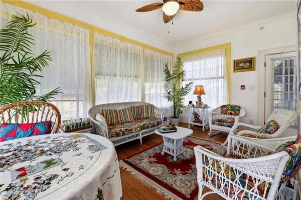 $1,380,000 | 347 East 3rd Avenue, Mount Dora, FL 32757