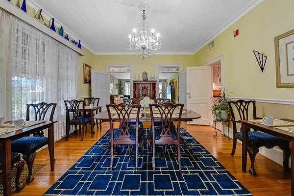 $1,380,000 | 347 East 3rd Avenue, Mount Dora, FL 32757