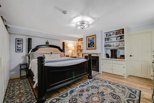 $1,380,000 | 347 East 3rd Avenue, Mount Dora, FL 32757