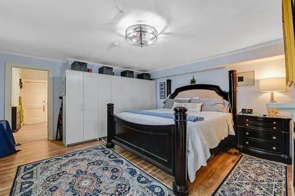 $1,380,000 | 347 East 3rd Avenue, Mount Dora, FL 32757