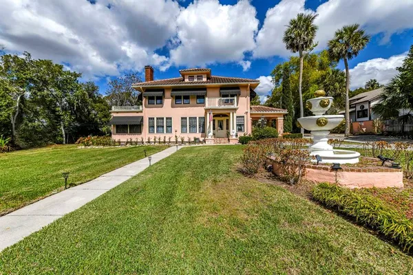 $1,380,000 | 347 East 3rd Avenue, Mount Dora, FL 32757
