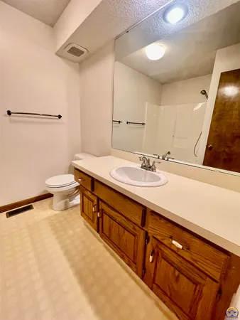 $319,900 | 6254 Southwest 25th Street, Topeka, KS 66614