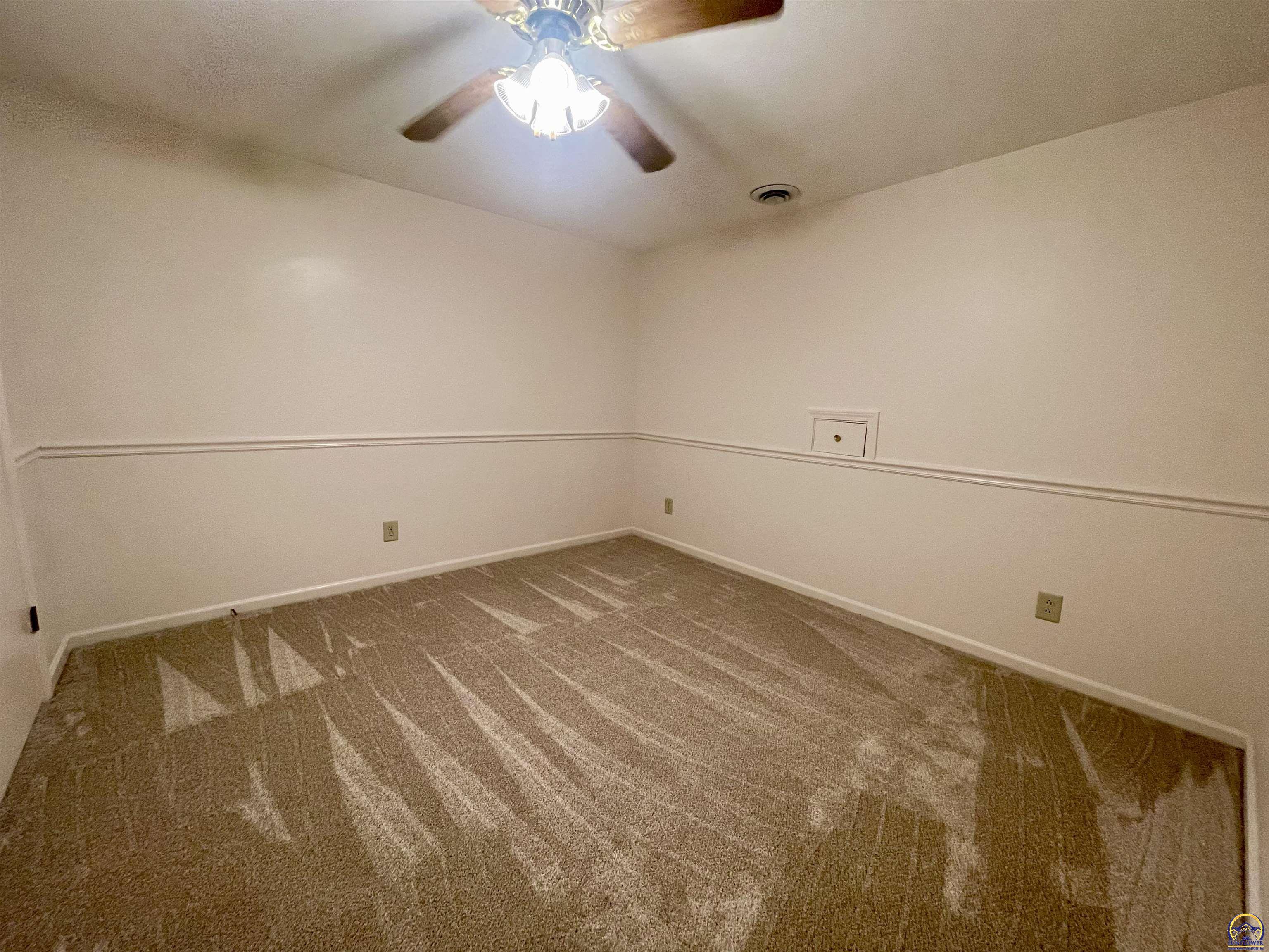 6254 Southwest 25th Street Topeka, KS 66614 - Photo 26 of 36